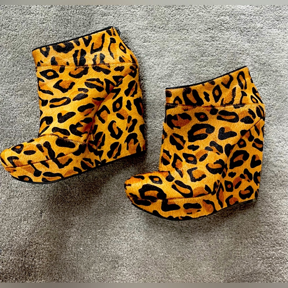 Rachel Roy Leopard Platform Heels